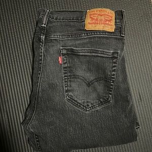 514 Levi’s 34x30 Black used broken in but long life !